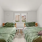 Kana Apartment